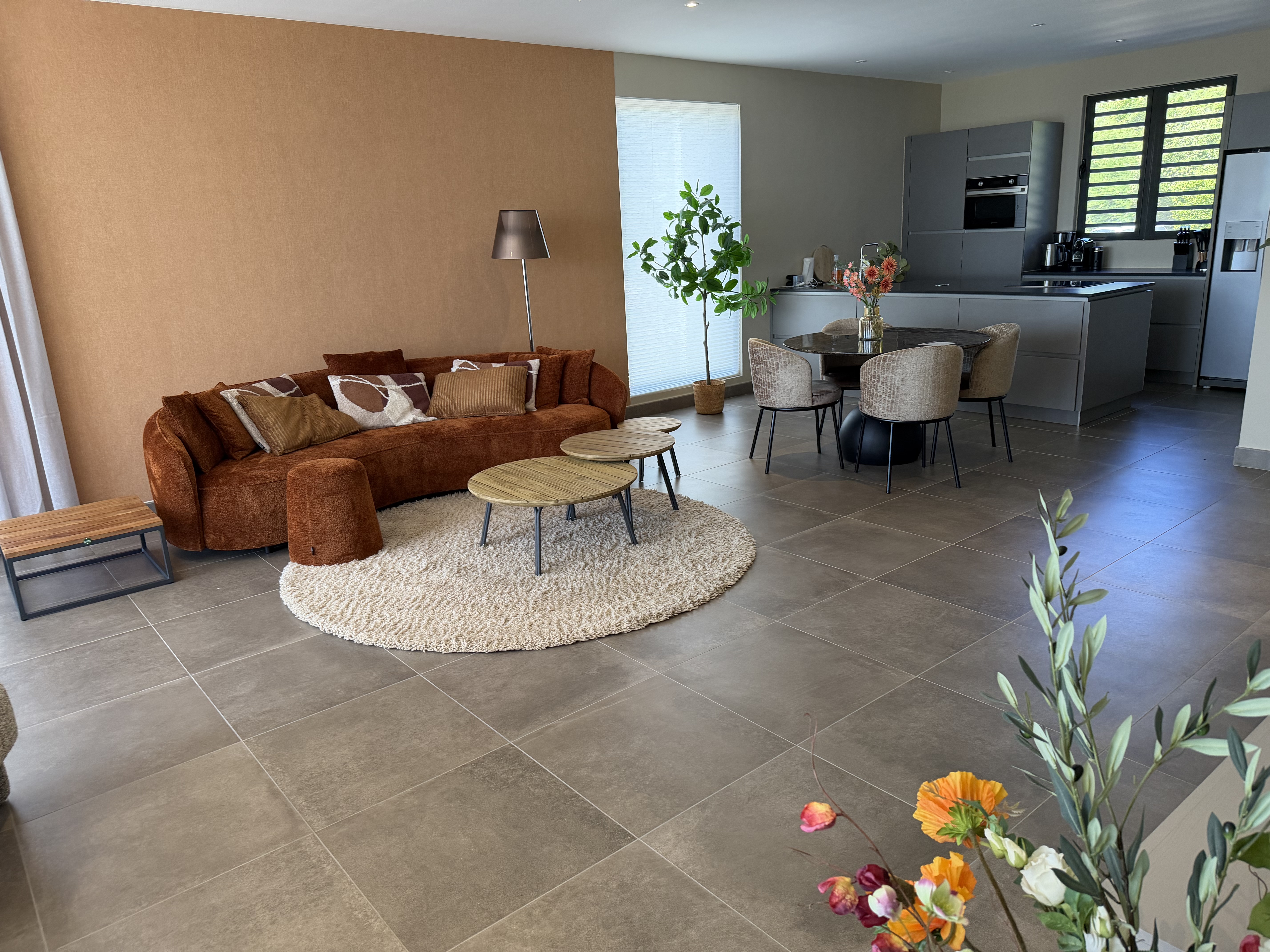 Holland House - Cape Marie 1401